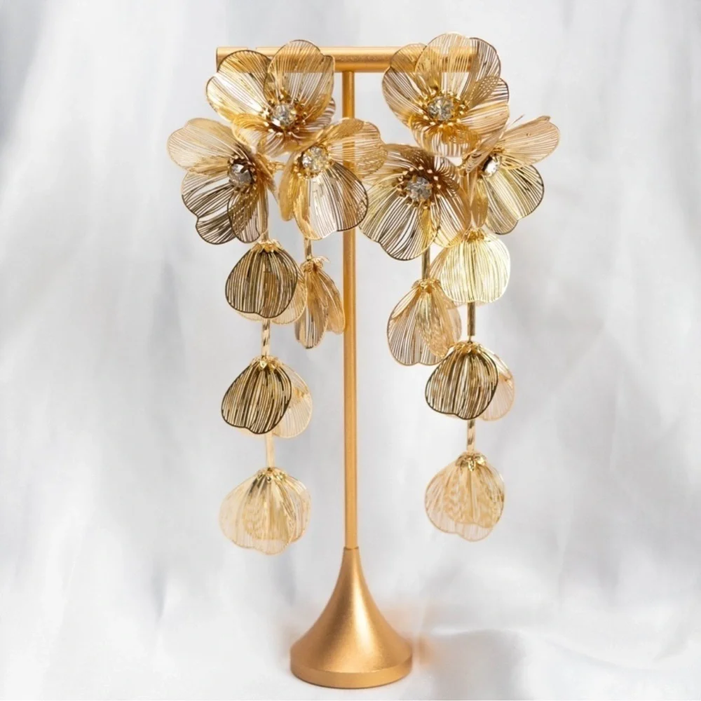 ZARA CASCADING GOLD KATE MIDDLETON FLORAL EARRINGS FLOWER GOLD BAFTAS
